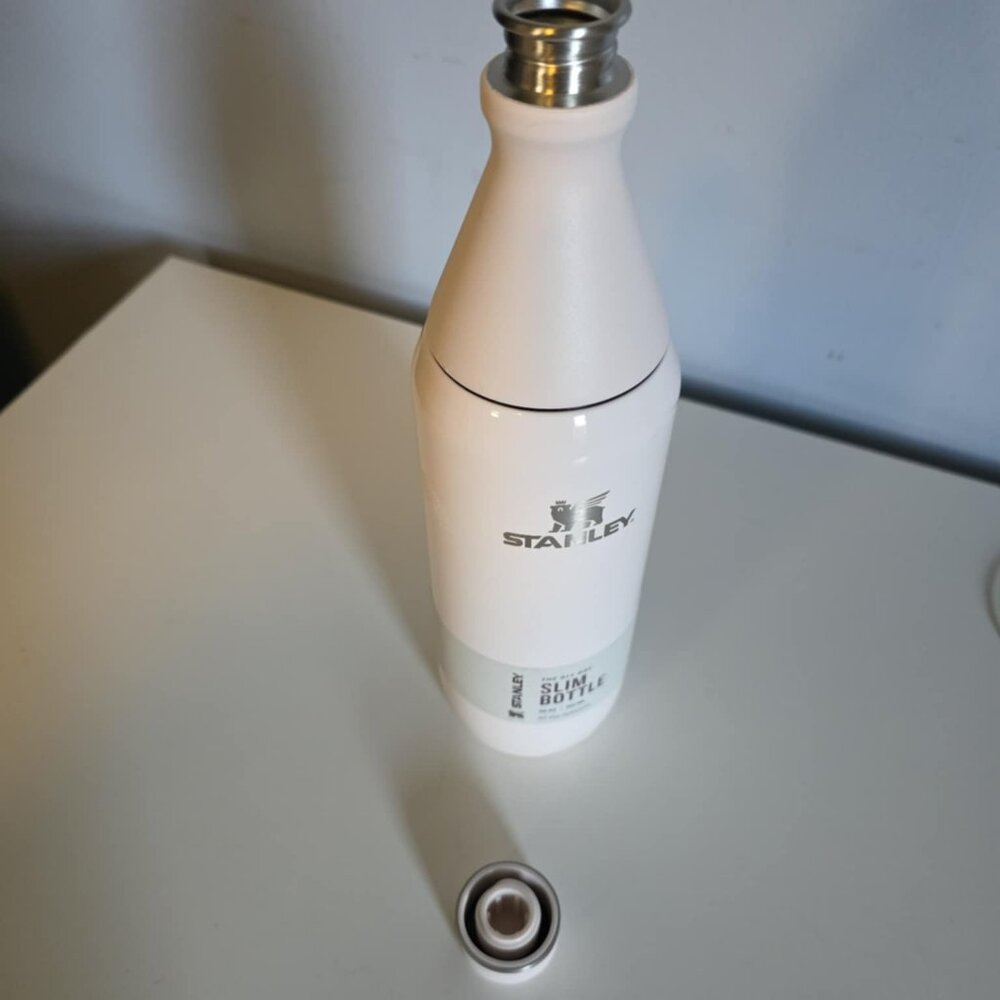 NWT Stanley The All Day Slim Bottle - 20 ounce - Picture 2 of 7